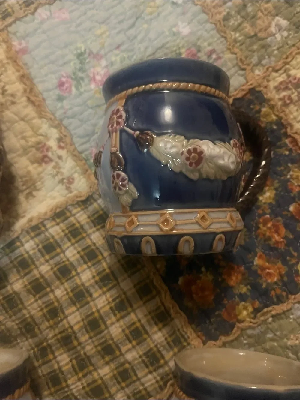 Vtg Majolica cbk mug